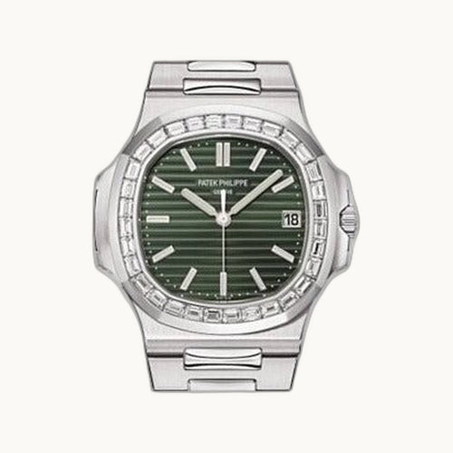 Patek Philippe Nautilus 5711/1300A Tiffany Blue - Open Wrist